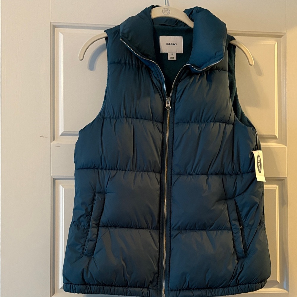 no tag Old Navy Puffer vest